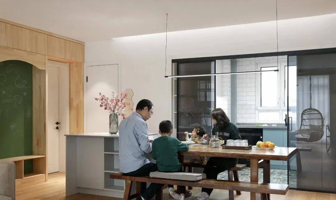 
这个装修爱了! 真是令人羡慕的二孩四口之家_Jdb电子官网(图12)