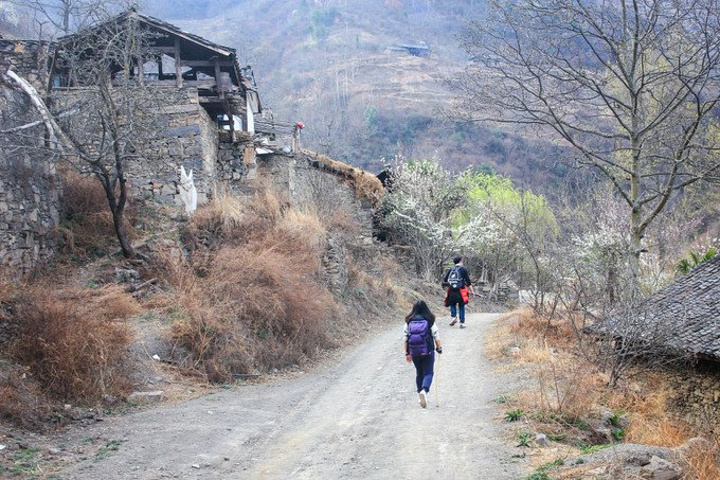 将实事求是化作自身品格和能力_时事政治_中公教育网【Jdb电子官网】